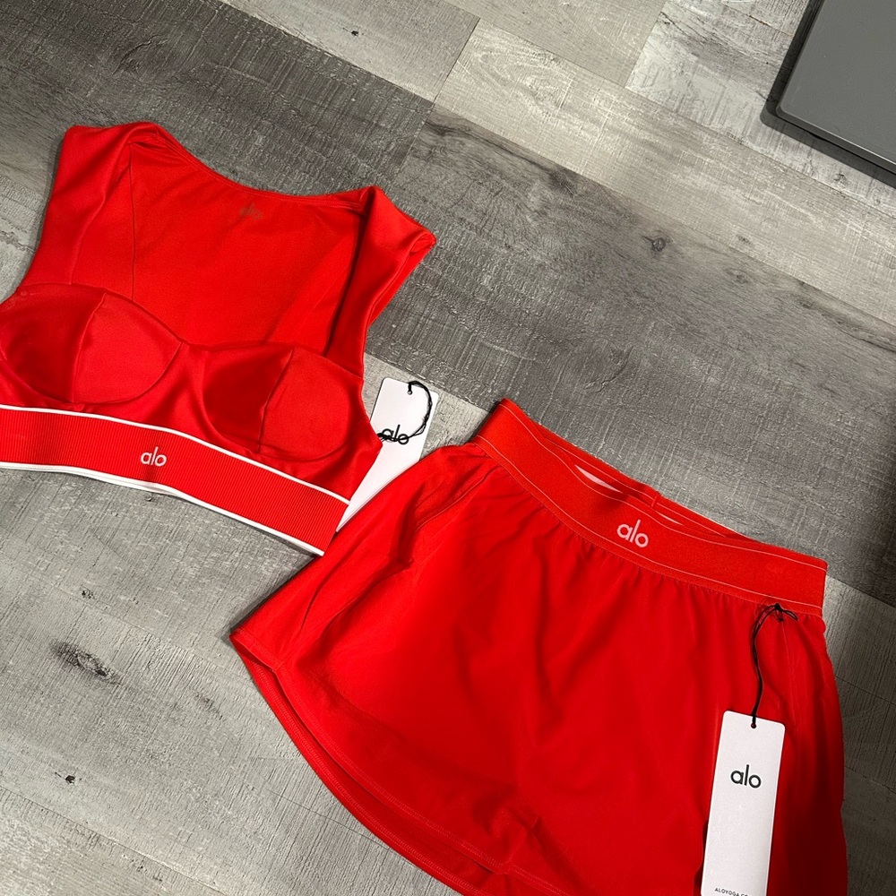 New Size small ALO Yoga Bright Red Sports Bra and Skort Set
